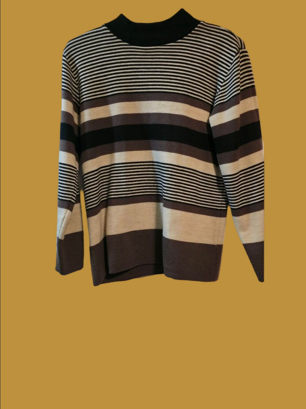 4/$67 Deal! Vintage Women's Striped Crewneck Sweater in Cream and Brown